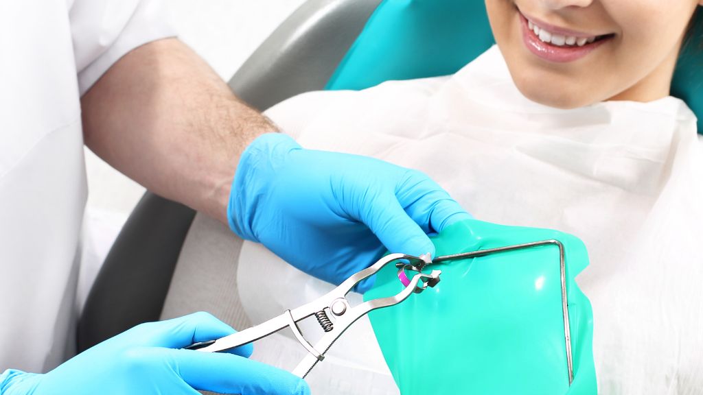 Can a Root Canal Save a Tooth from Extraction? 9 Root Canal Treatment