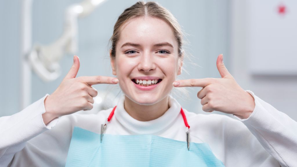 What Are the Different Types of Teeth Whitening Options Available? 5 Teeth Whitening